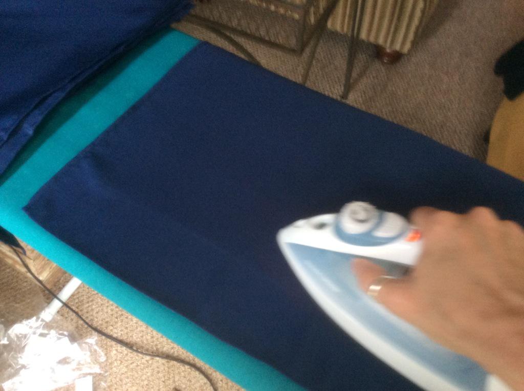 MeccaTrue's tweet photo. Remembering Sat mornings ironing my Dad's handkerchiefs. Who irons any more?! http://t.co/5wIEQAFULZ