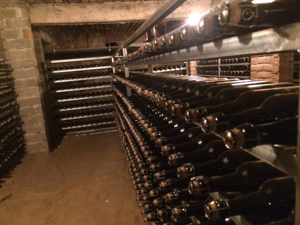 Vandaag naar de schatkamer van de hertog jan bier brouwerij. Golfslag nog steeds enige Beachclub met dit mooie bier