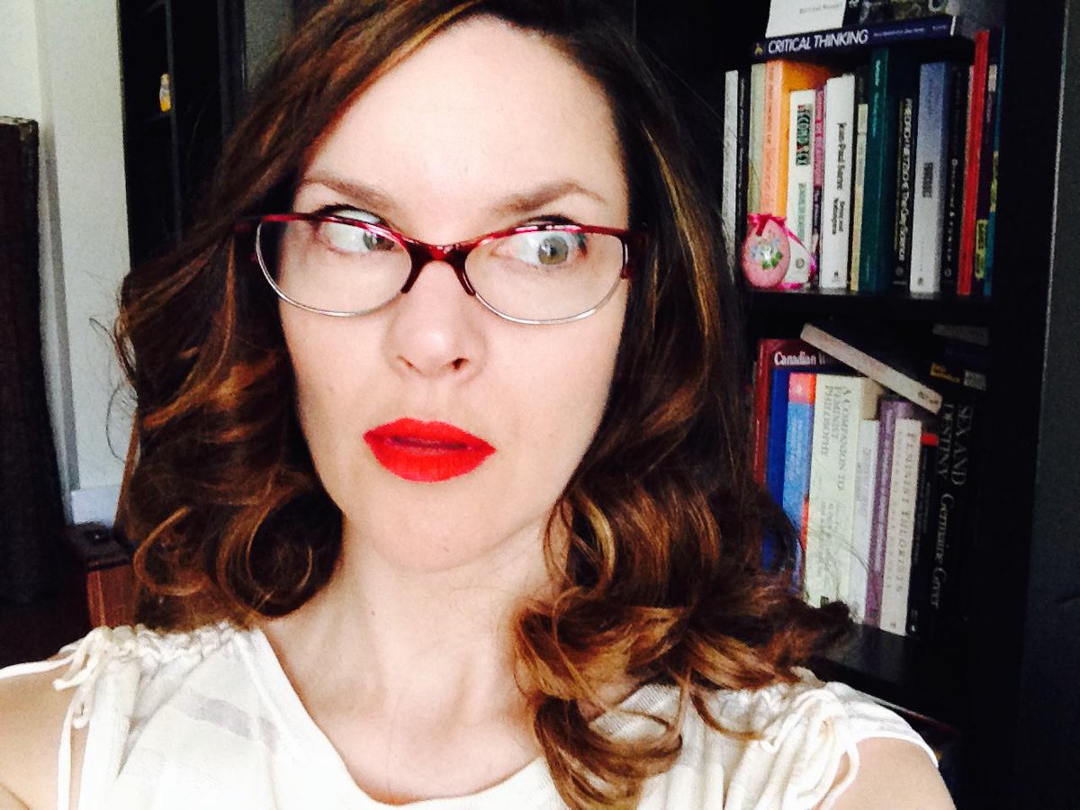 ProfTheriault's tweet photo. Get your best Thinkface in a photo because it's contest time. Game on! #thinkface #seniorresearchseminar #nerdsunite http://t.co/QgJG2xnmMb