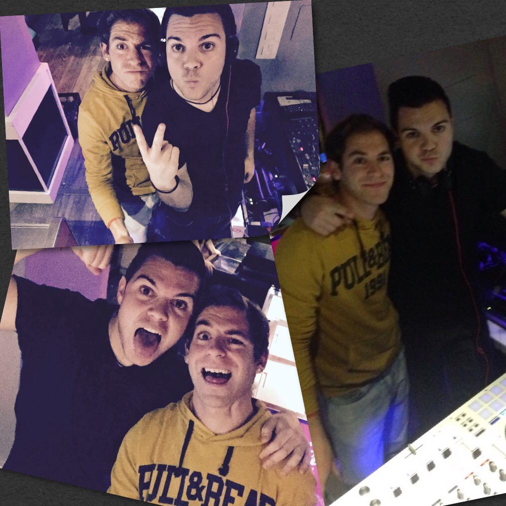 txuankydj's tweet photo. Trabajo y constancia.
#BeOneDjs http://t.co/cDIxK2YAiH