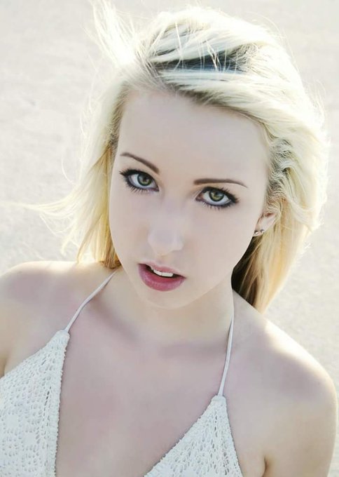 I'm gunna break your heart and get.  Away with murder 🎵💔🔪🔫 http://t.co/FDrqe95Aji<a href="/tag/teaserthursday"class="tags"><span>#teaserthursday</span></a><a href="/tag/thursdayritual"class="tags"><span>#thursdayritual</span></a>