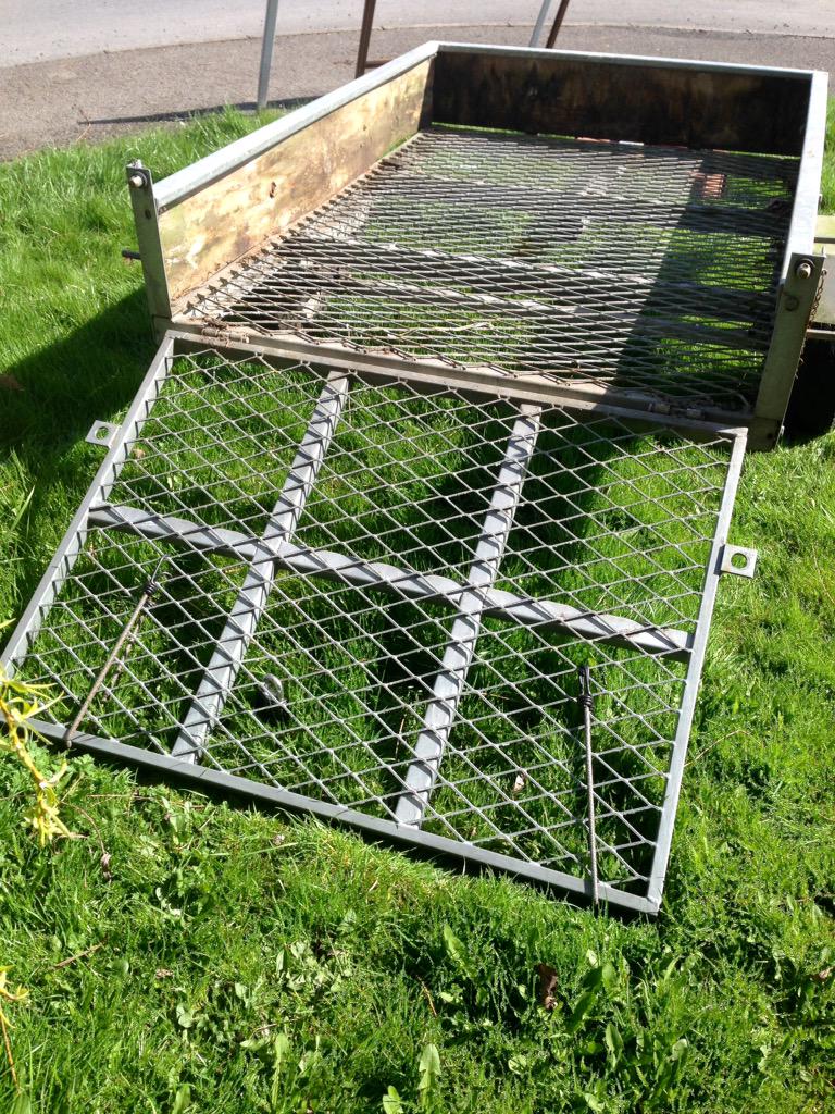 Compusols's tweet image. Galvanised 6'x4' #trailer for sale #quad  #motorbike  #mobilityscooter etc £445 pages.ebay.com/link/?nav=item…  #Derbyshire