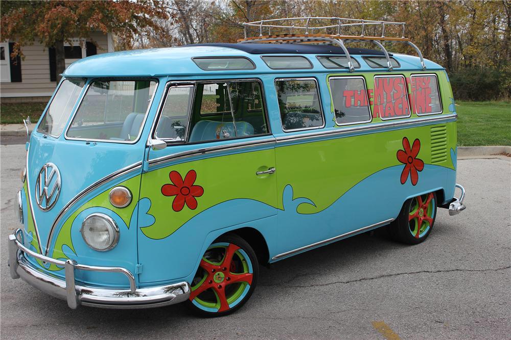 commonsensei's tweet photo. Lookout Iowa!!' No, seriously, lookout. #Hillary2016 #Scooby #MiseryMachine #Outnumbered @AndreaTantaros http://t.co/F0NPuUgkja