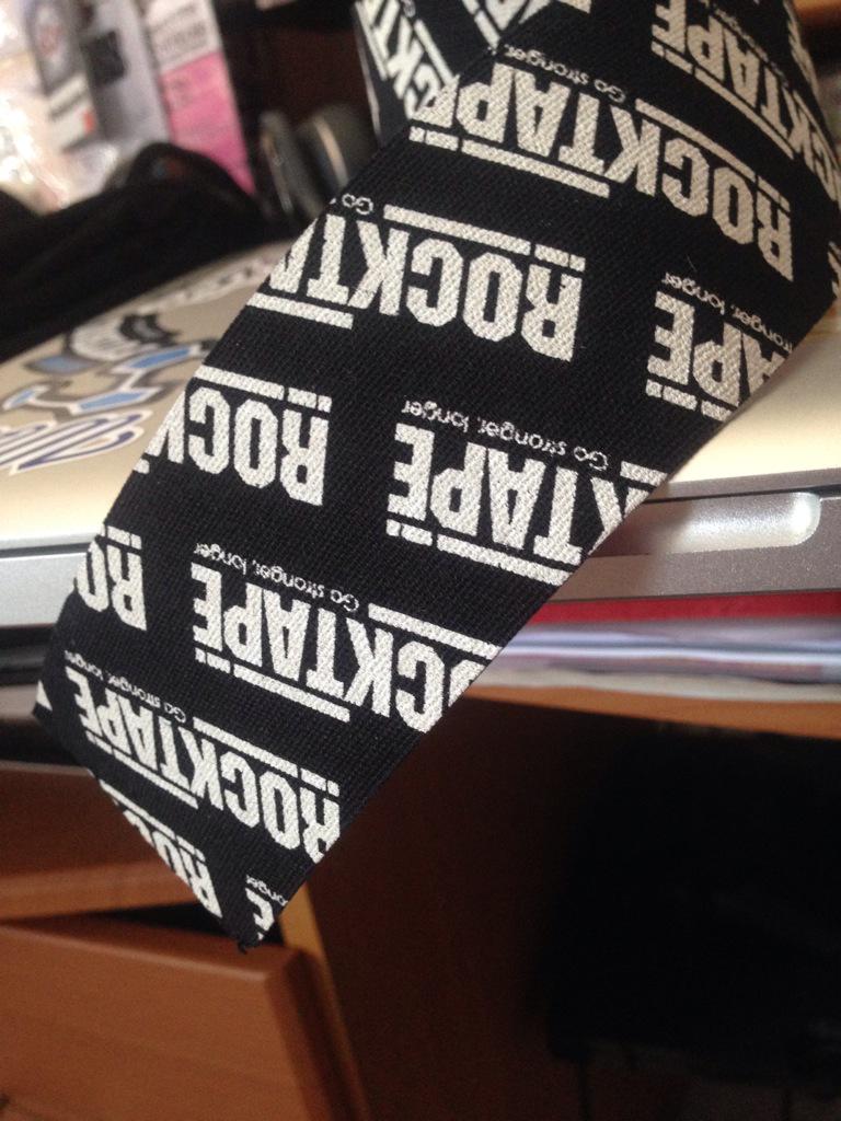Hoy voy con mi <a href="/rocktapepanama/">Rocktape Panama</a> para la nominación!