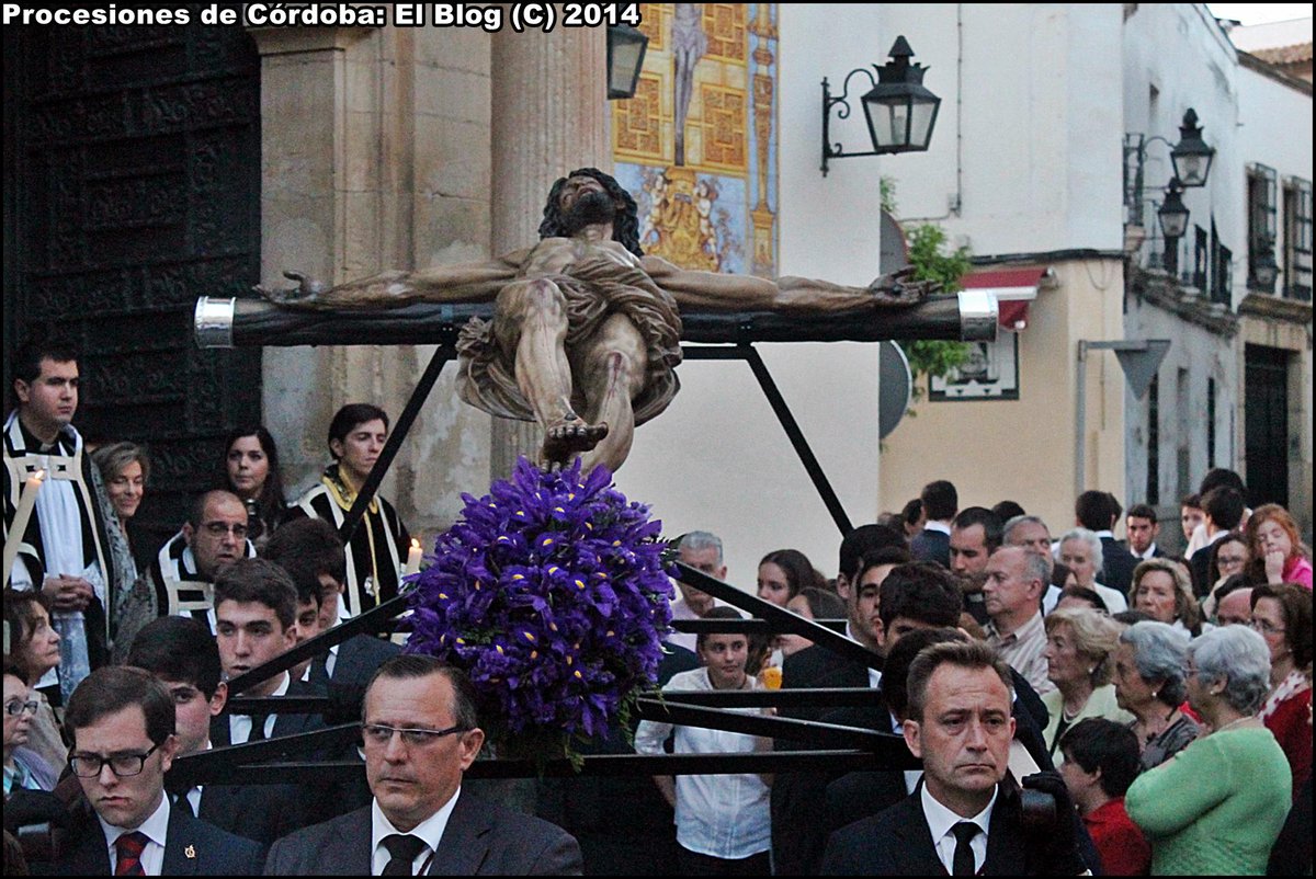 procesionescord's tweet photo. El Vía-Crucis del Cristo de la Providencia por la S.I.Catedral:
http://t.co/gvzF5EPU8a #Cuaresma2015 http://t.co/CjuUqtoty9