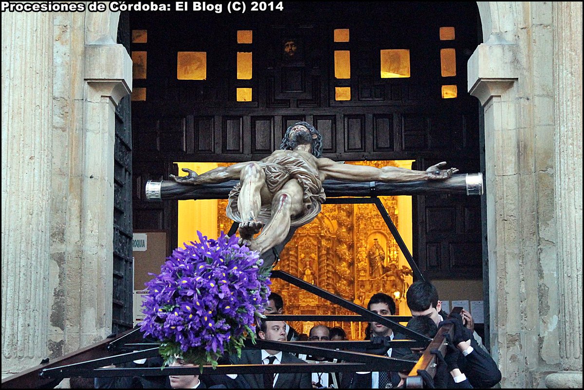 procesionescord's tweet photo. El Vía-Crucis del Cristo de la Providencia por la S.I.Catedral:
http://t.co/gvzF5EPU8a #Cuaresma2015 http://t.co/ytIpKloXM1