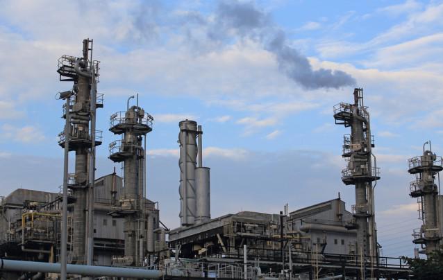art_environment's tweet photo. RT @climateprogress: China will soon be the leading cause of modern global warming http://t.co/bMvSodiqOw http://t.co/6prcYYlSWq
