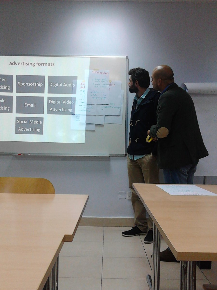ReemRRH's tweet photo. The class today is fun and informative!  #HappeningNow our group is presenting @KareemLMasri @sashatulip  @SMDiploma http://t.co/HfWLlT6zVZ