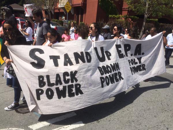 paloaltoweekly's tweet photo. #EastPaloAlto residents march against #gentrification: http://t.co/XRPwAZTyIO  #StandUpEPA #LiveInPeace http://t.co/uT7RgyRCV8