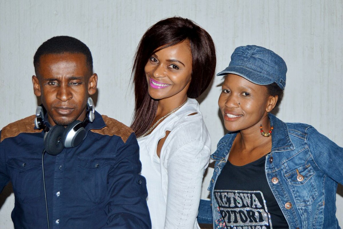 PHOBIA_DJ's tweet photo. #NTWANE #MPUMALANGA http://t.co/aYUFMnbdzo