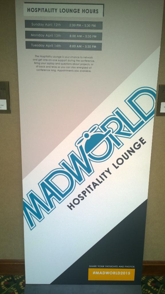 MadCapMike's tweet photo. #MadWorld2015 kicking off with a bang! http://t.co/QNm5uq50tm