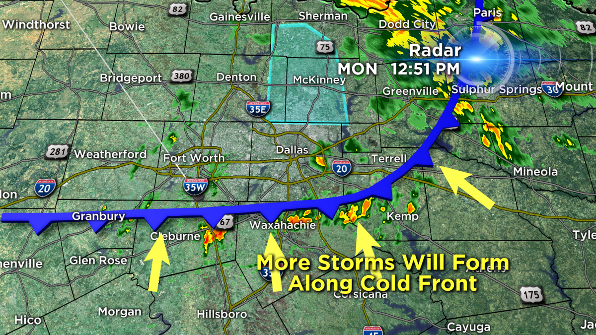 JeffJamFTW's tweet photo. 12:51p
Weak cold front sagging south of Metroplex continues to fire up a few storms. Some severe later this afternoon http://t.co/YxjD7b1krf