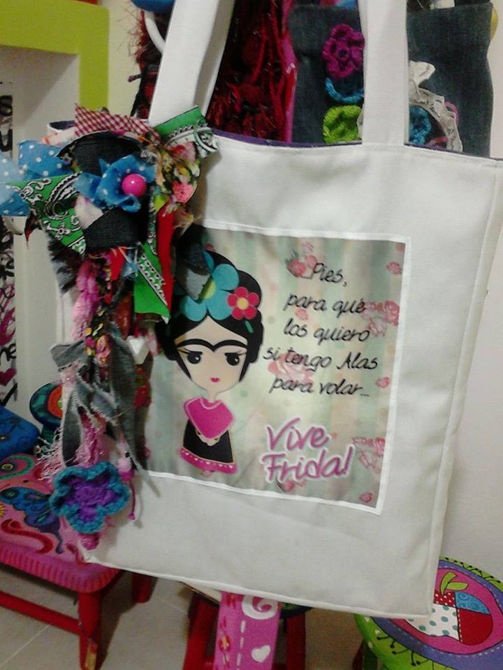 trenzasdefrida's tweet image. Bolsas tipo morral #piesparaquelosquiero #felizlunes #love #vivalavida #hechoenmexico