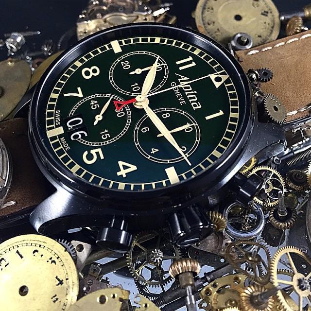 Alpinawatches's tweet image. The Startimer Pilot Big Date Chronograph Military at and photographed by @jalmersur #alpina #alpinawatches #startim…
