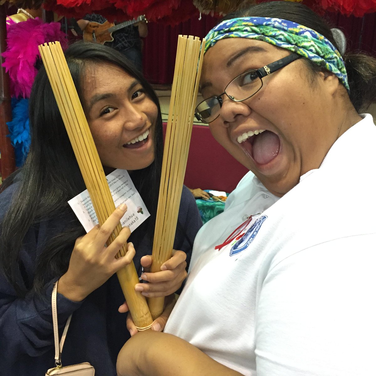 Kea_ea_ea's tweet photo. Makemake au i ka pūʻili a ka wahine i hana ai. #kamoanianilehua #KBM http://t.co/mie37uv4Wa