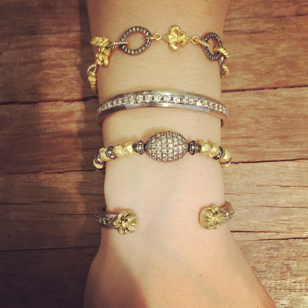 Treat yourself (or someone else) to #KisUM #finejewelry #silverandgold #style #boston
