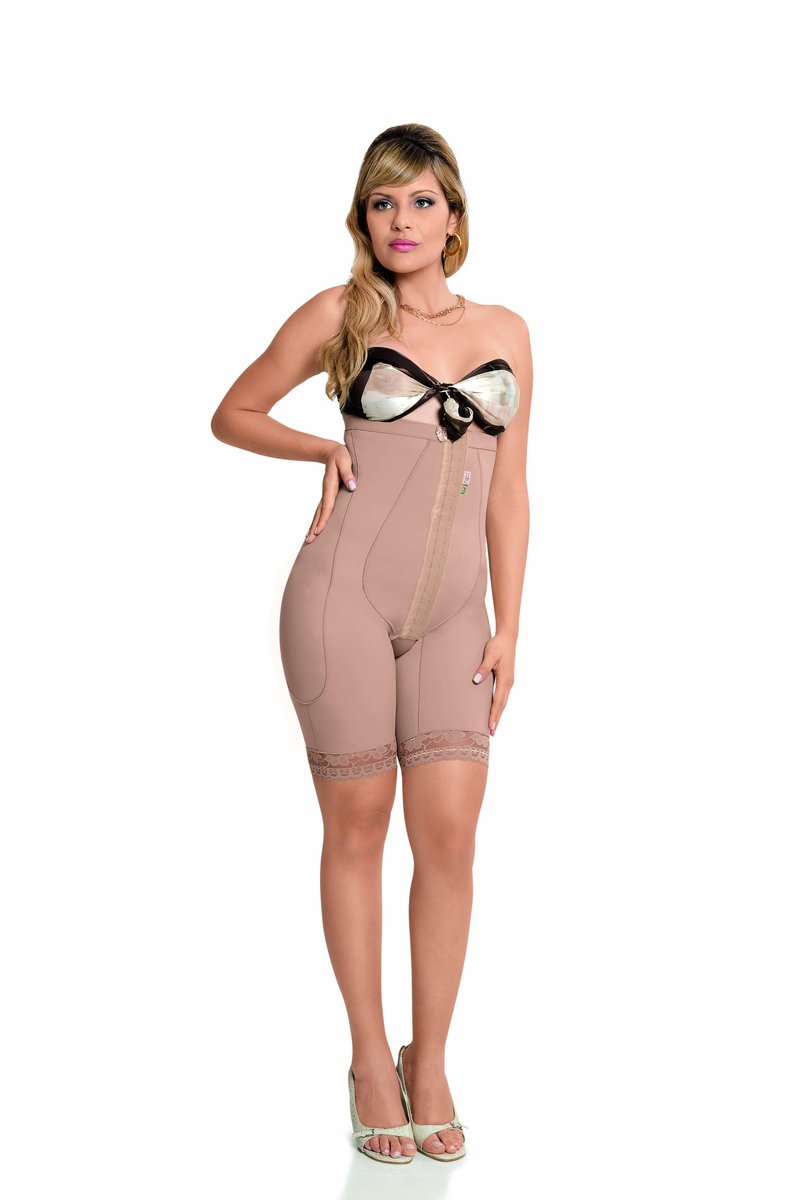 BonitoCompany's tweet photo. #Compression #garments are proven to lessen certain #postprocedural risks associated with #liposuction. 
#tummytuck http://t.co/C2InA75si4