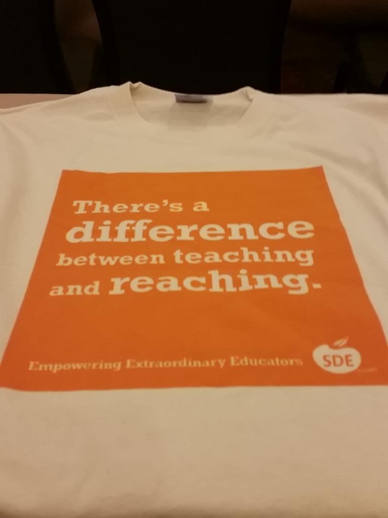 eizzilb's tweet photo. @SDE4Educators Thanks for the t-shirt I won playing Plinko at your booth! #prizes  #sdeevents http://t.co/Ryo92N9cpW