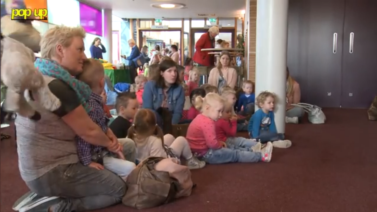 PopUpTv [VIDEO] Peuter Festival in Vlaardingen popuptv.nl/pop-up-tube/pe… <a href="/Stadsgehoorzaal/">Stadsgehoorzaal</a>