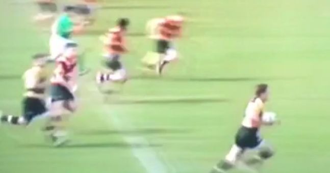 SportsJOEdotie's tweet photo. Vine: Young Munster winger burns up the pitch with amazing solo try in AIL
http://t.co/wUVnHuJ7Z6 http://t.co/x1vF0uk34p
