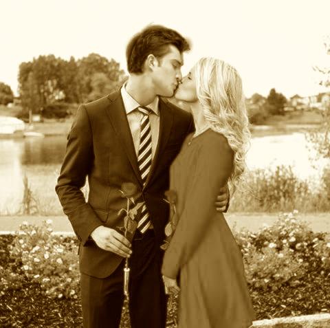Tessa_CIR's tweet photo. "@Christian__CIR: Y en especial a ti amor http://t.co/OaV3B4uKxb" Ay *-* me voy a dormir, mañana leo todo y te respondo ❤