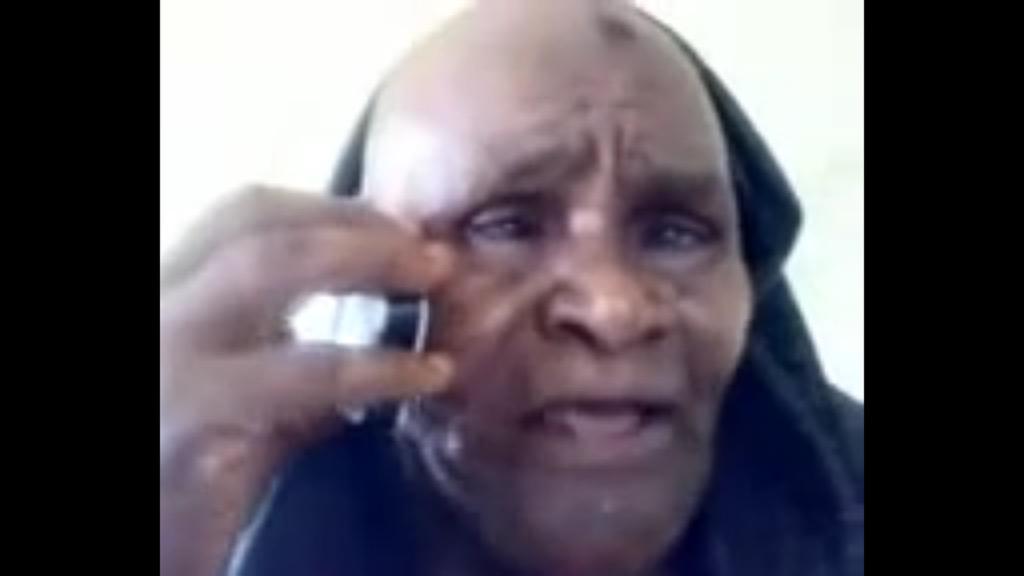 الو.....
الموندو ؟
انا مؤسس كرة القدم وبطولات الريال مزيفة واحنا ساعدناهم بتحقيقها