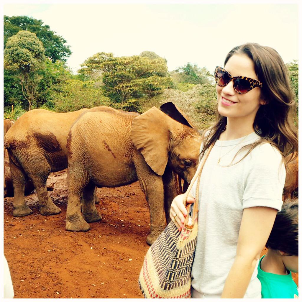 TheLDNChatter's tweet photo. Always a bitter-sweet experience visiting here.So cute, but so sad 😢 @DSWT #Conservation #1Every15 #Kellyphant http://t.co/GM4x8OVxx0