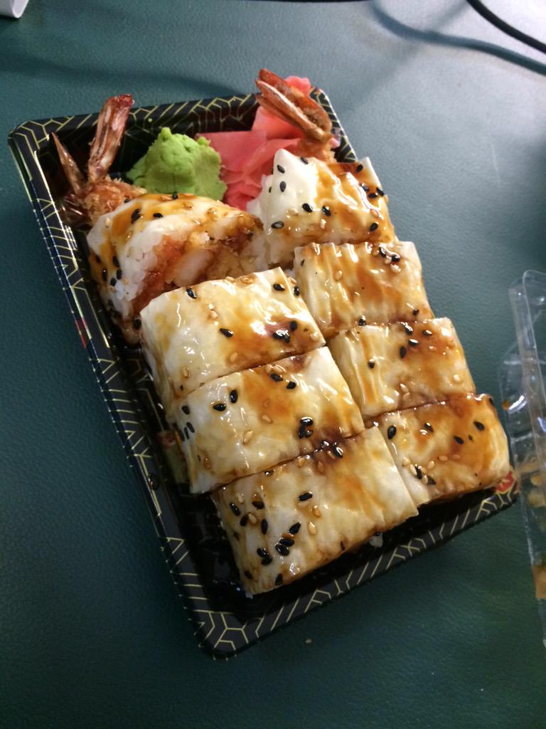 mikefarbs1's tweet photo. Yummy!!! http://t.co/6eIEpqPgZB
