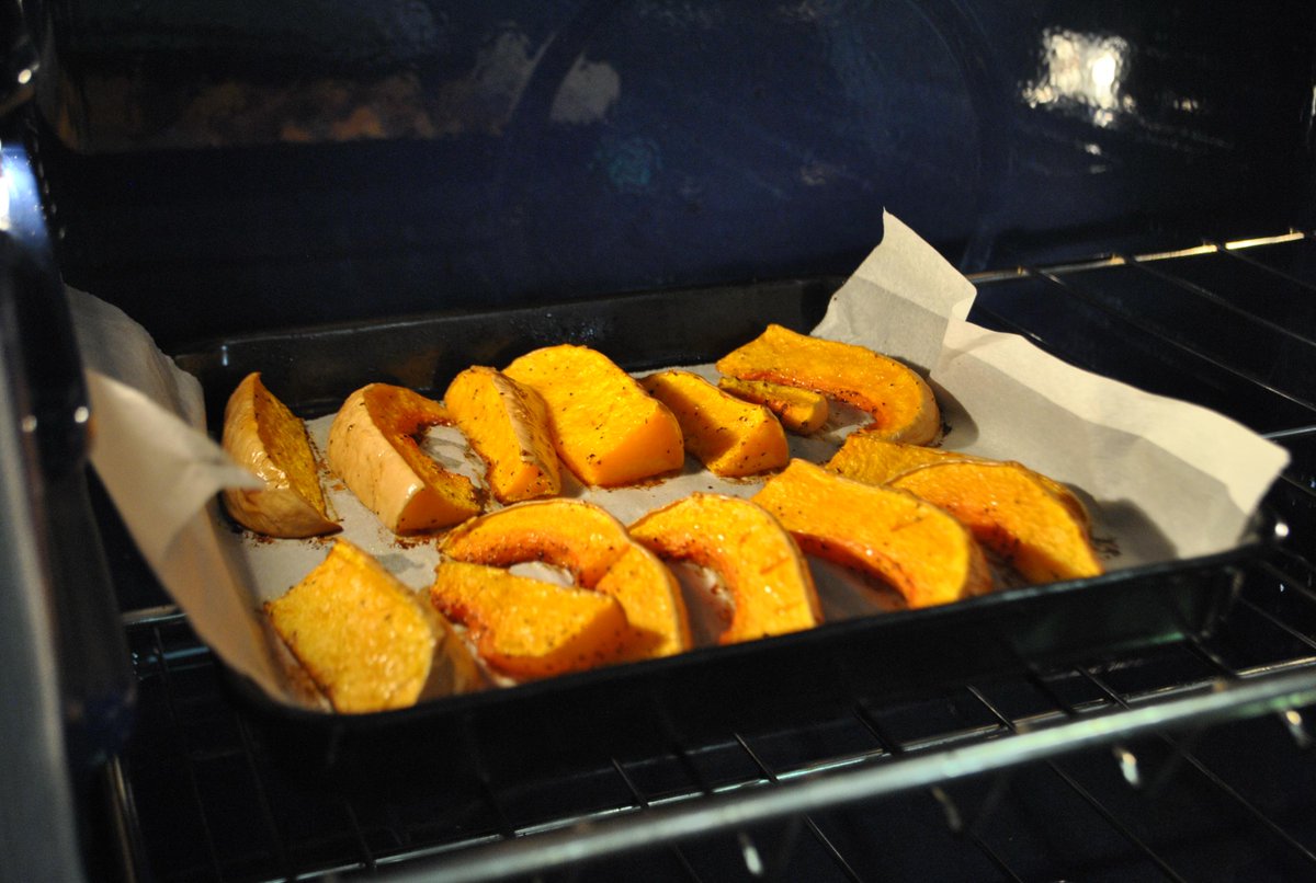 What's on the menu for tonight? #ButternutSquash with olive oil, salt and pepper .. If I can do it, so can you!