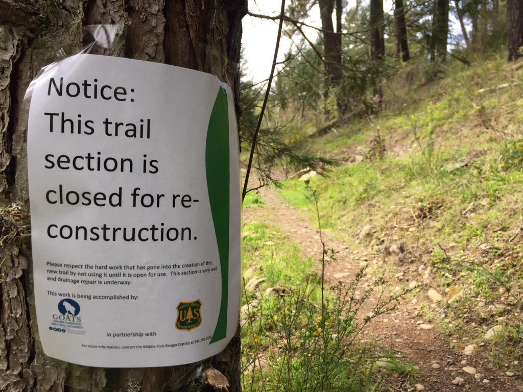 OakridgeGOATS's tweet photo. Trail CLOSURE: The lowest section of the #DeadMtnTrail from 2404 to 24, but we are working on it right now! http://t.co/GR6URXwjDx
