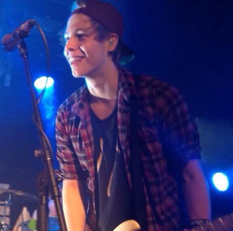 breadsmiling's tweet image. 