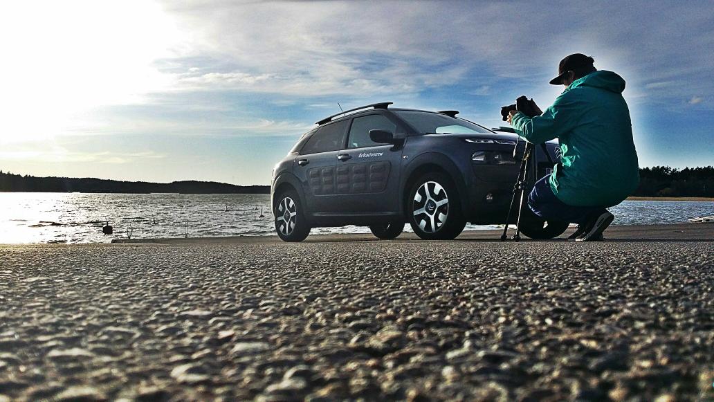 TIREHT00RI's tweet photo. Cactus kylpee naantalin auringossa! Pian uutta videota! #c4cactuscrew #CactusGuy #naantali http://t.co/MArqrveGTy