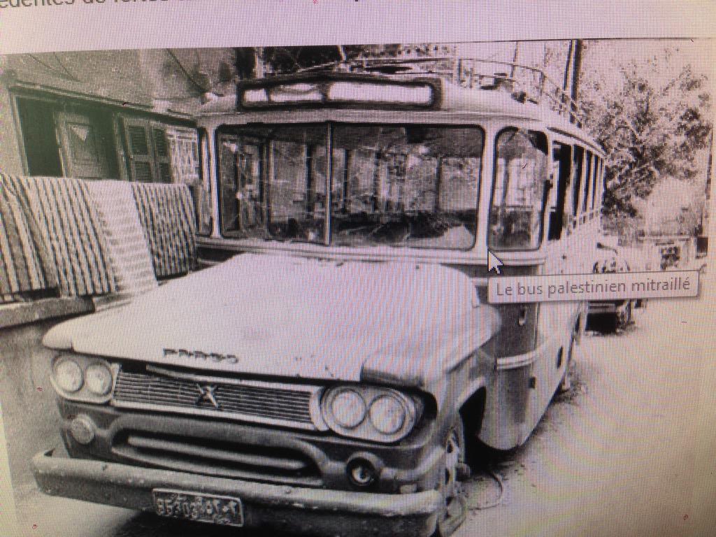 13 avril 1975, le #Liban bascule dans la #guerre civile  |1eres images de TF1  @GeopolisFTV geopolis.francetvinfo.fr/13-avril-1975-…