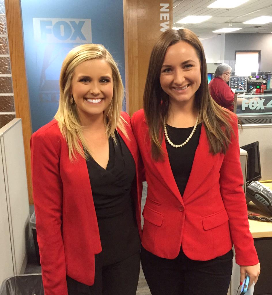 kbanksreports's tweet photo. When you show up to work in the exact same outfit. @MollyFox4KC #ReporterStyle #LOL http://t.co/0m6oLTVWmA