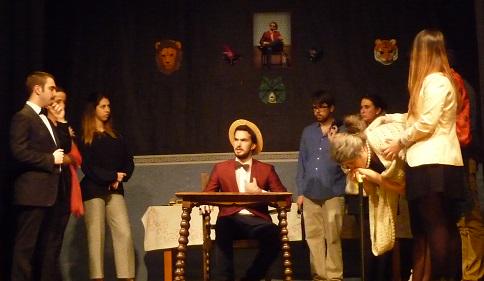 santacruzlareal's tweet photo. La Semana Cultural en @Colegio Mayor #StaCruzLaReal fue intensa. El teatro, un éxito. http://t.co/Qu7iRFQv9b http://t.co/9sl6vQ6HyR
