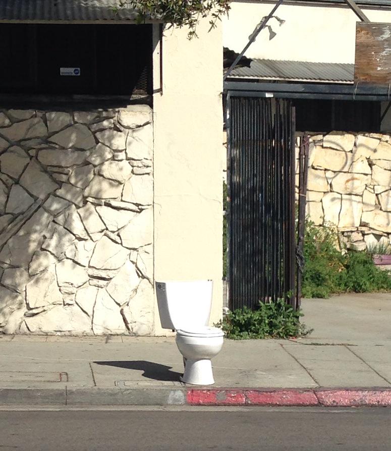 B00kitty's tweet photo. @mcbridemelissa I was at a red light in DTLA and saw this. Thought of you. Hope you know why. #longestredlightever ;) http://t.co/wHxVdrhlv9