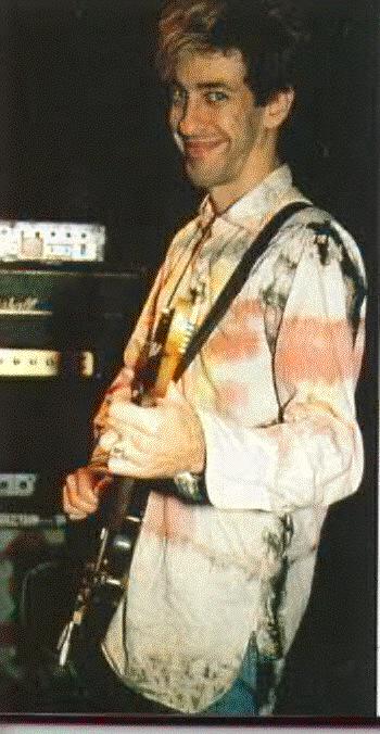 Happy Birthday Hillel Slovak & Christopher Hitchens. Wish I could have met them. 2 important guys in different ways. 