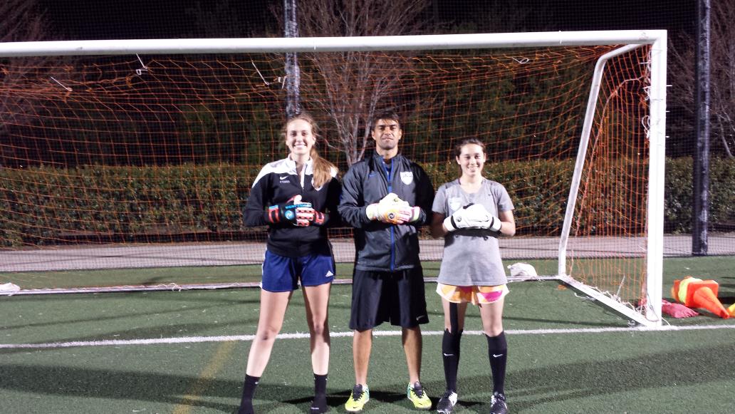 sanaldo25's tweet photo. @WestcostGk Westcoast Gloves taking over  my Gks in Sacramento http://t.co/SO4aB52Ovd