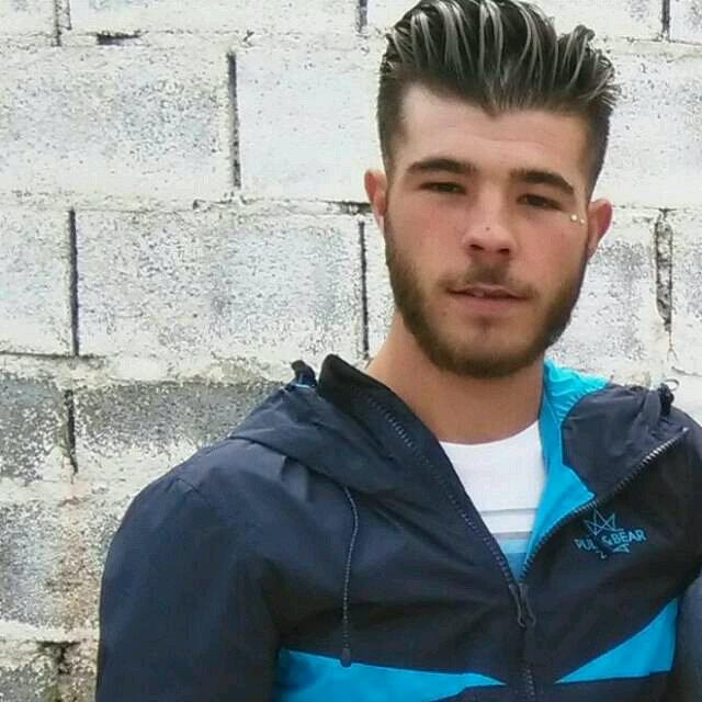 Joseillo11_'s tweet photo. Tequierooo muchooo su primo eres como un hermano pamiii. Tequierooooo te boy a echar de menos tequiero #monillo ♥♥ http://t.co/0G1Ca3LMus