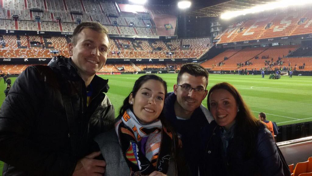 marc499's tweet photo. Vesprada especial en mestalla AMUNT!!!!! http://t.co/TeXifYRtwa