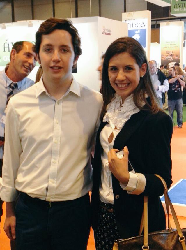 AidaParisMora's tweet photo. El #pequeñoNicolas en @SalondeGourmets Ahora también atraído por las novedades gastronómicas... #fotoridicula http://t.co/UwN3HCSEJX