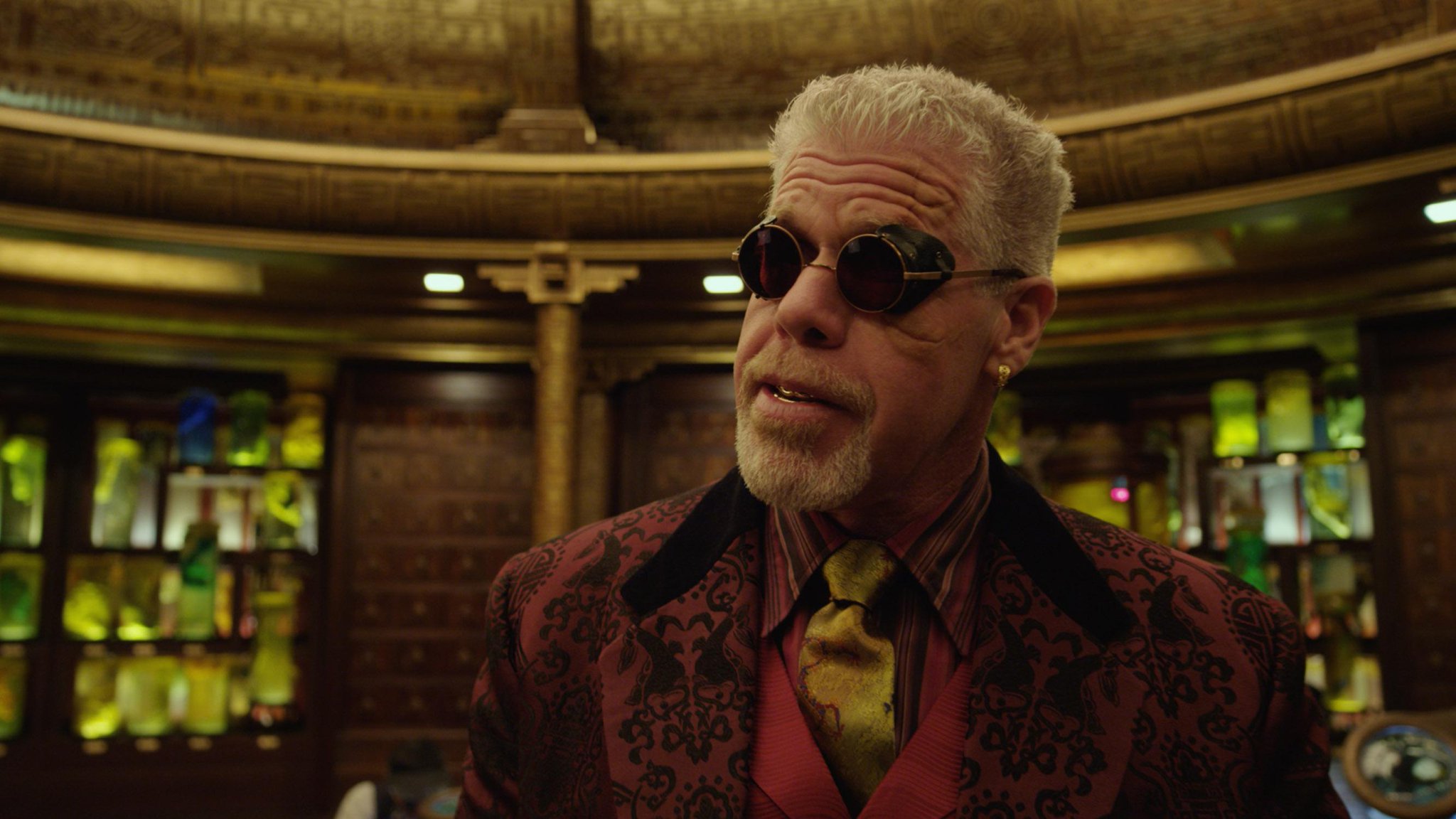 Wishing a very happy birthday to Ron Perlman ( our favorite black market dealer. 