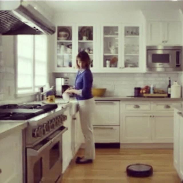 Otherbots's tweet image. Multi-tasking has never been easier!

#YujinRobot #robotcleaner #robotvacuumcleaner #vacuum #robotvacuum #robot #ro…