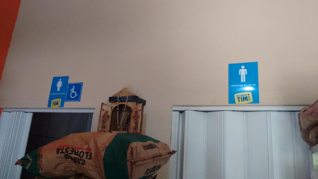 RLL_EXEMPLO18's tweet photo. Merchandising diferenciado #Exemplo18 SERV FESTA FANY - BIRIGUI /SP http://t.co/fDMTIoB7ed