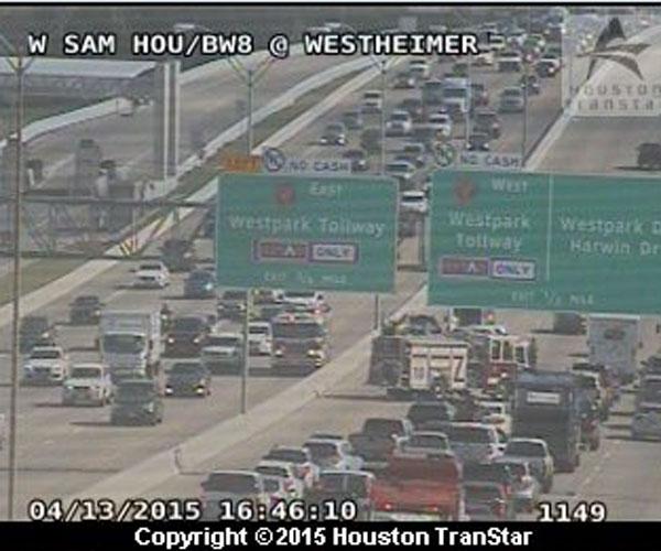 TRAFFIC ALERT Southbound lanes of Sam Houston Tollway blocked by 5