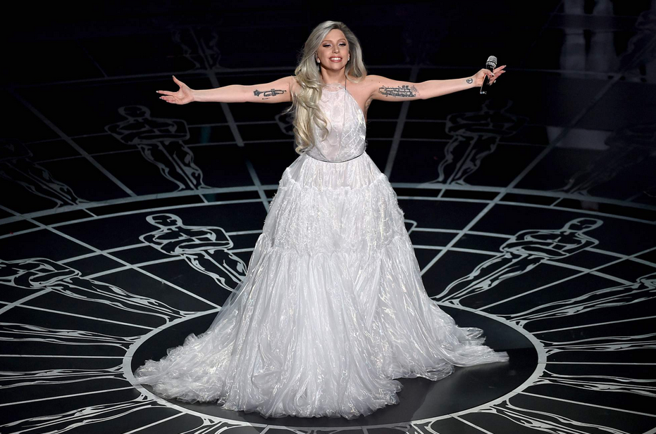 LGMonsterFacts's tweet photo. Congratulations to Lady Gaga who has been named the 3rd most influential person of 2015 by @TIME Magazine! http://t.co/HkugRePjGy
