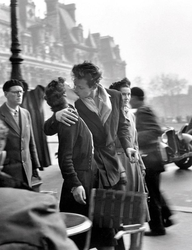 elle_es's tweet image. Nos despedimos con muchos (y buenos) besos #DiaInternacionaldelBeso on.elle.es/1DaDGH7