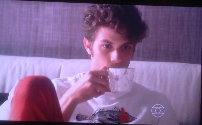 chaydaily's tweet photo. A novela acabou, tivemos muitas cenas do Rafael e fomos para os trends novamente. Amanhã tem mais, muito obrigada! http://t.co/yEeZco6bf0