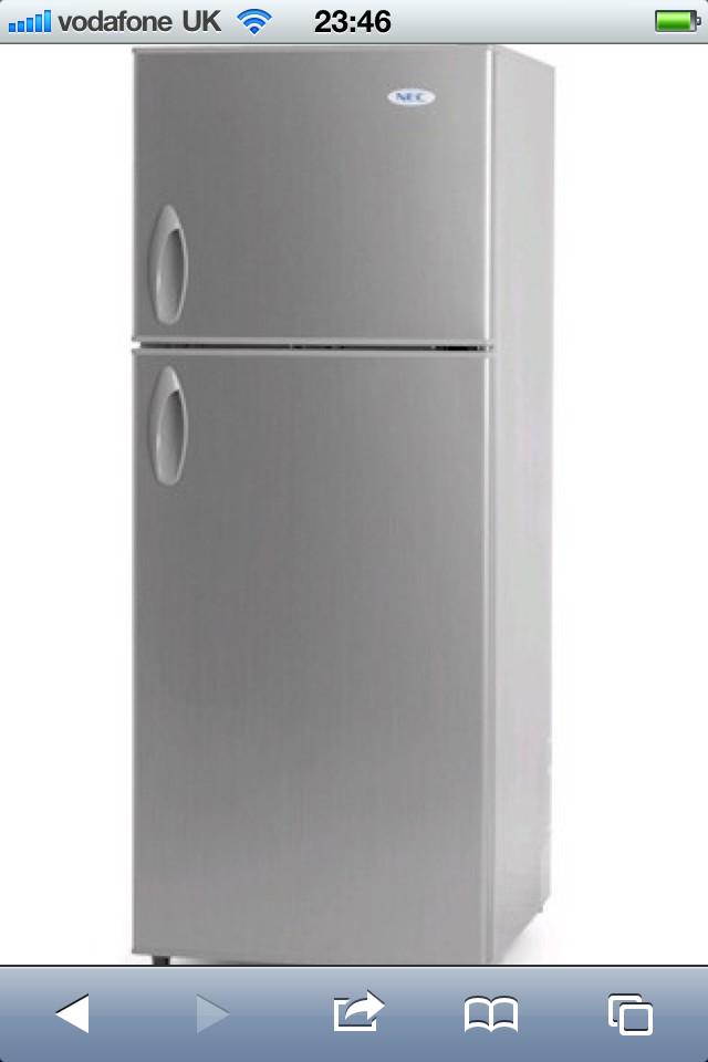 Nathankingswing's tweet photo. He's not a fridge http://t.co/LEXPScPyxV