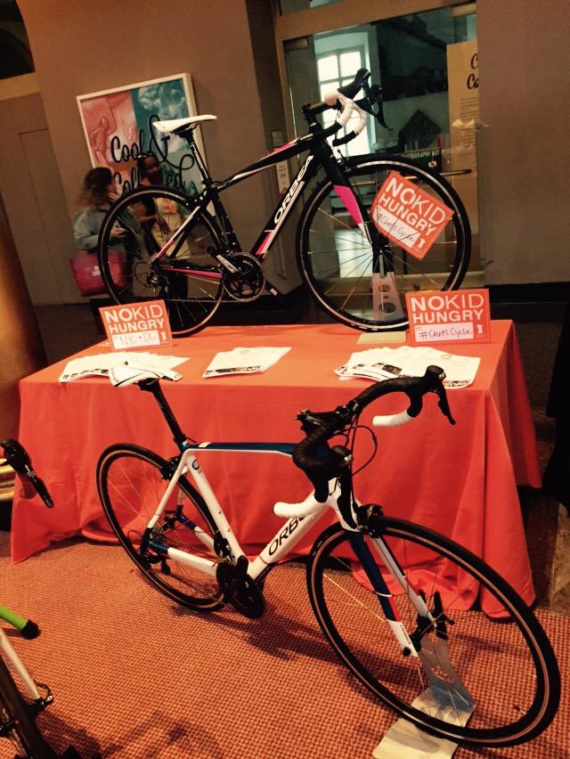 teamnkh_'s tweet image. Checking out the #chefcycle display at Taste of the Nation! Looks good! #NoKidHungry